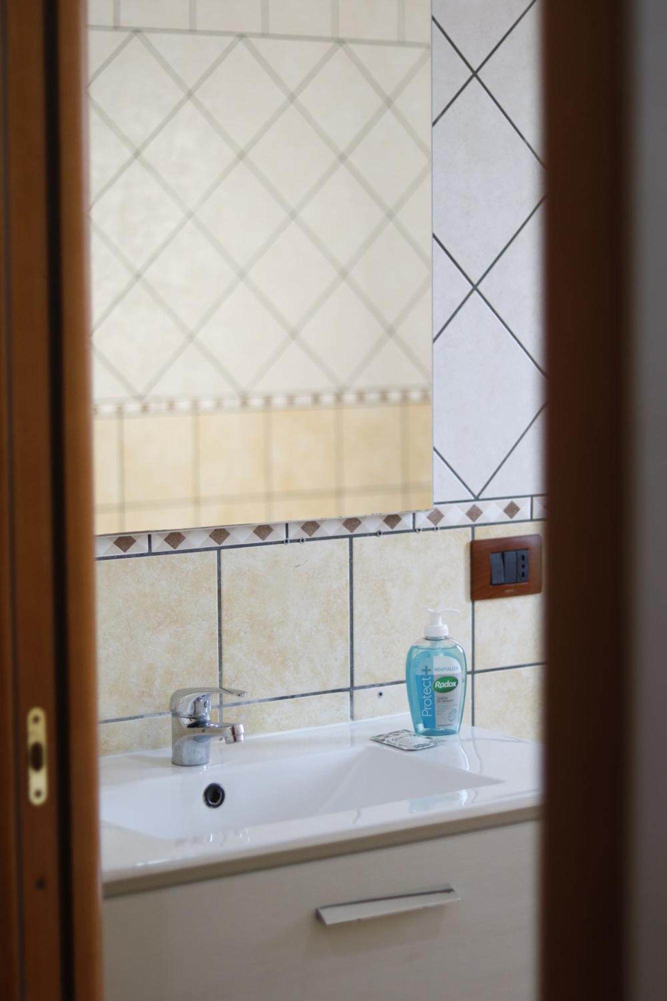 מלון נולה Casa Hyria מראה חיצוני תמונה